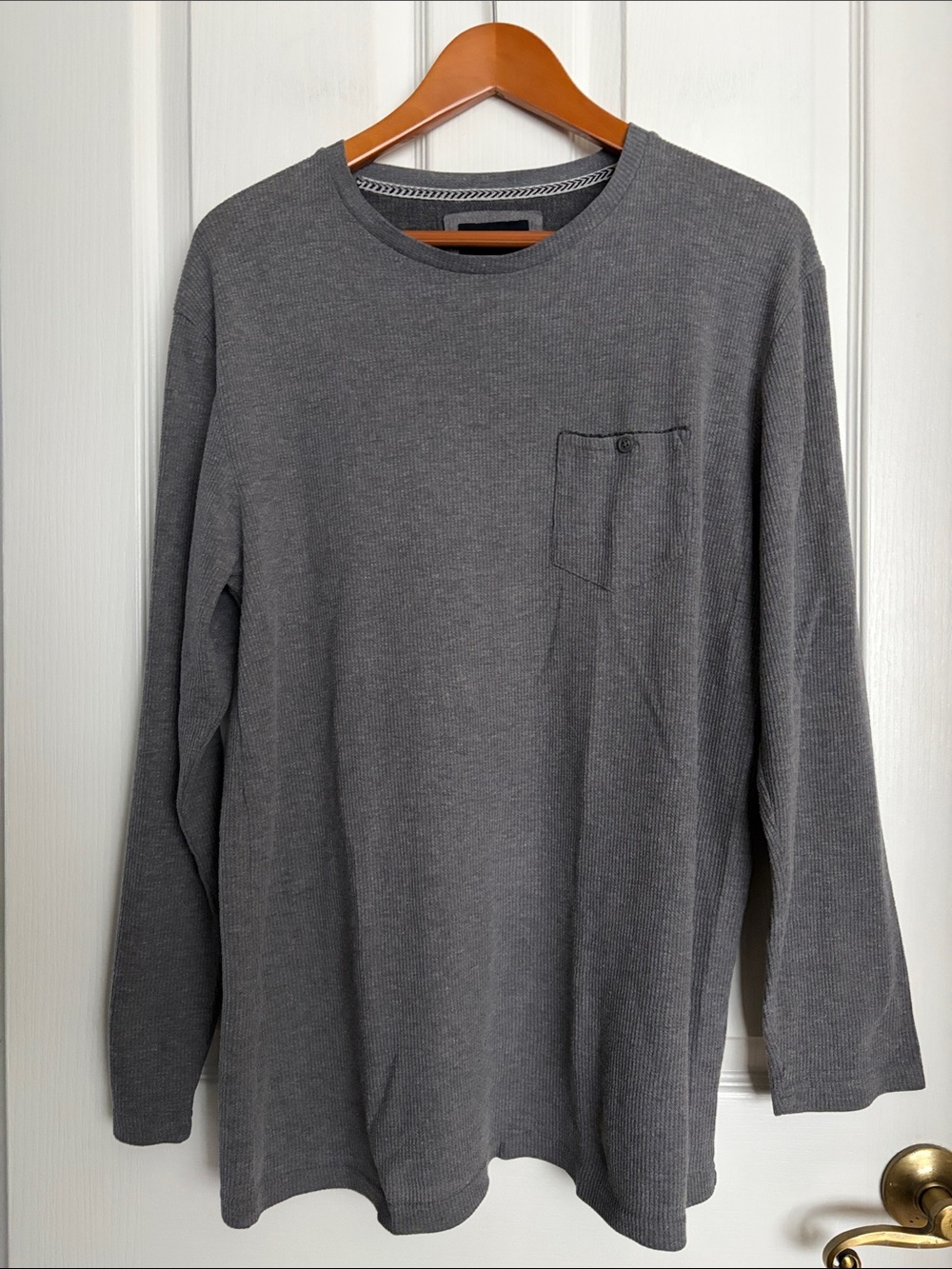 Nomad Men's Long-Sleeve Crewneck Pocket Shirt - Gray